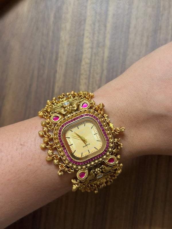 Square dial Ranisahiba(GOLDEN)