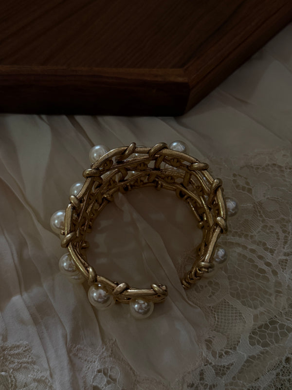 Pearl Meshed Handcuffs