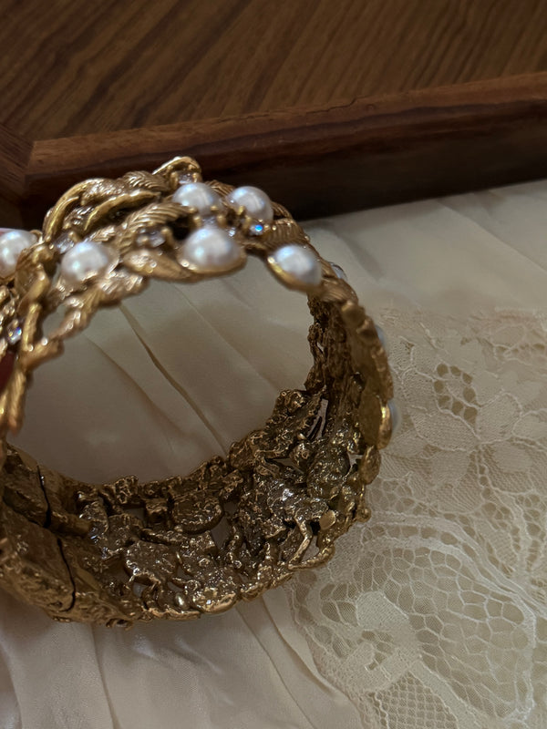 Leafy Pearl Cuff