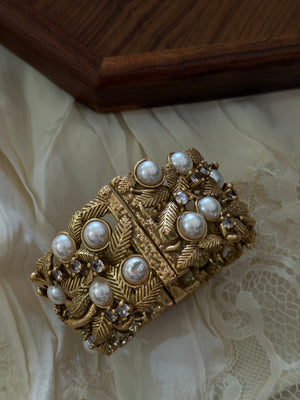 Leafy Pearl Cuff