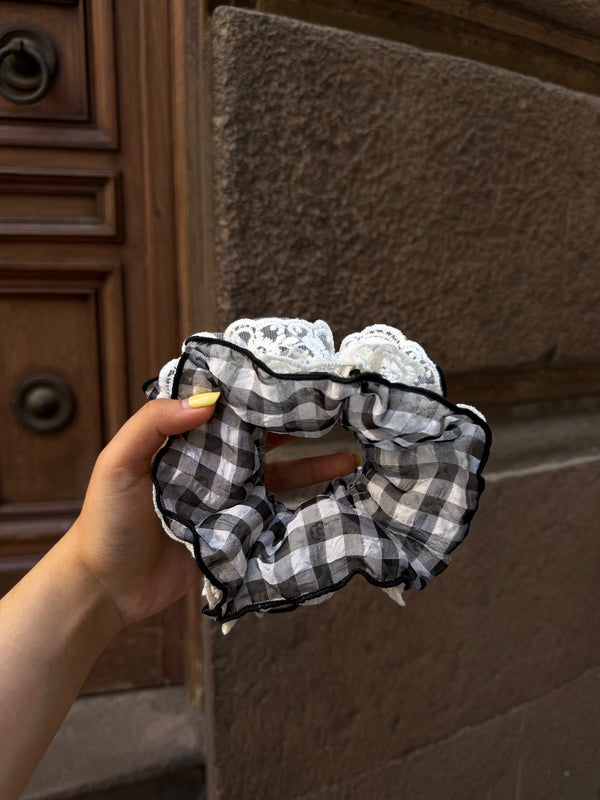 Reversible Gingham Net Scrunchies