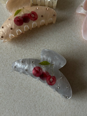 Cherry Clip - Vama Studio