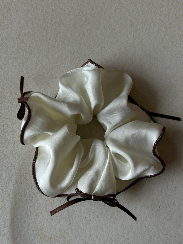 Pookie Scrunchies - Vama Studio