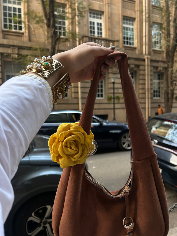 Rose Clips - Vama Studio